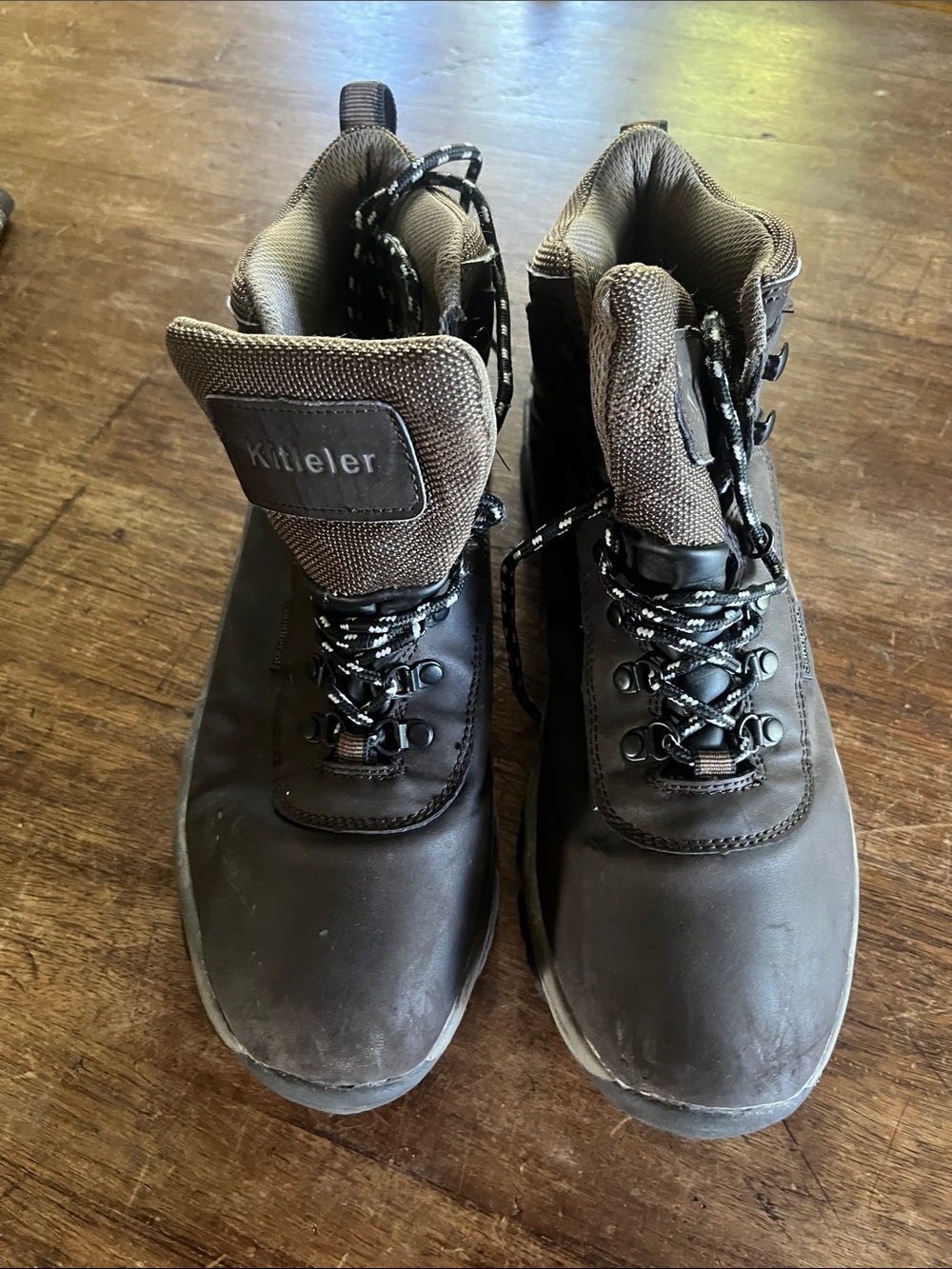 Kitlel­er Brown Men's Hiking Boots - Durable Outdoor Support. Size 10.